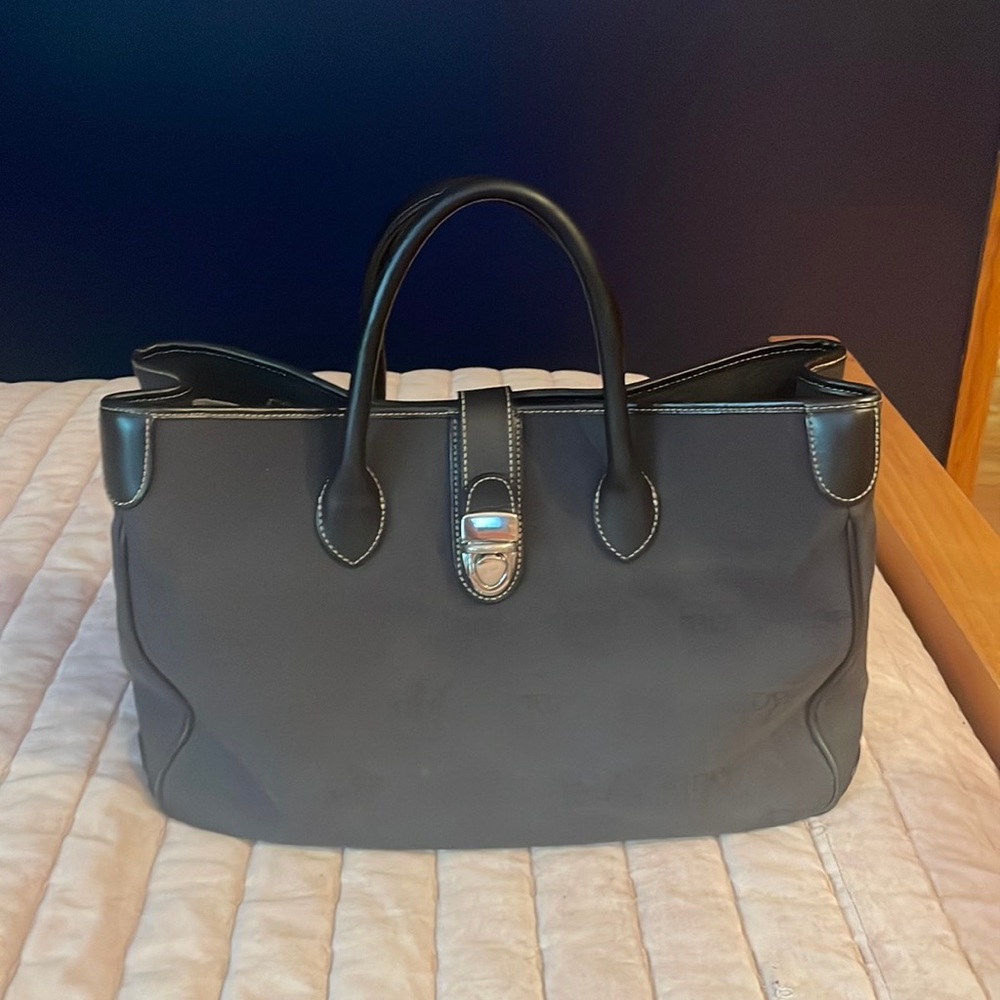 Dooney and Bourke black purse